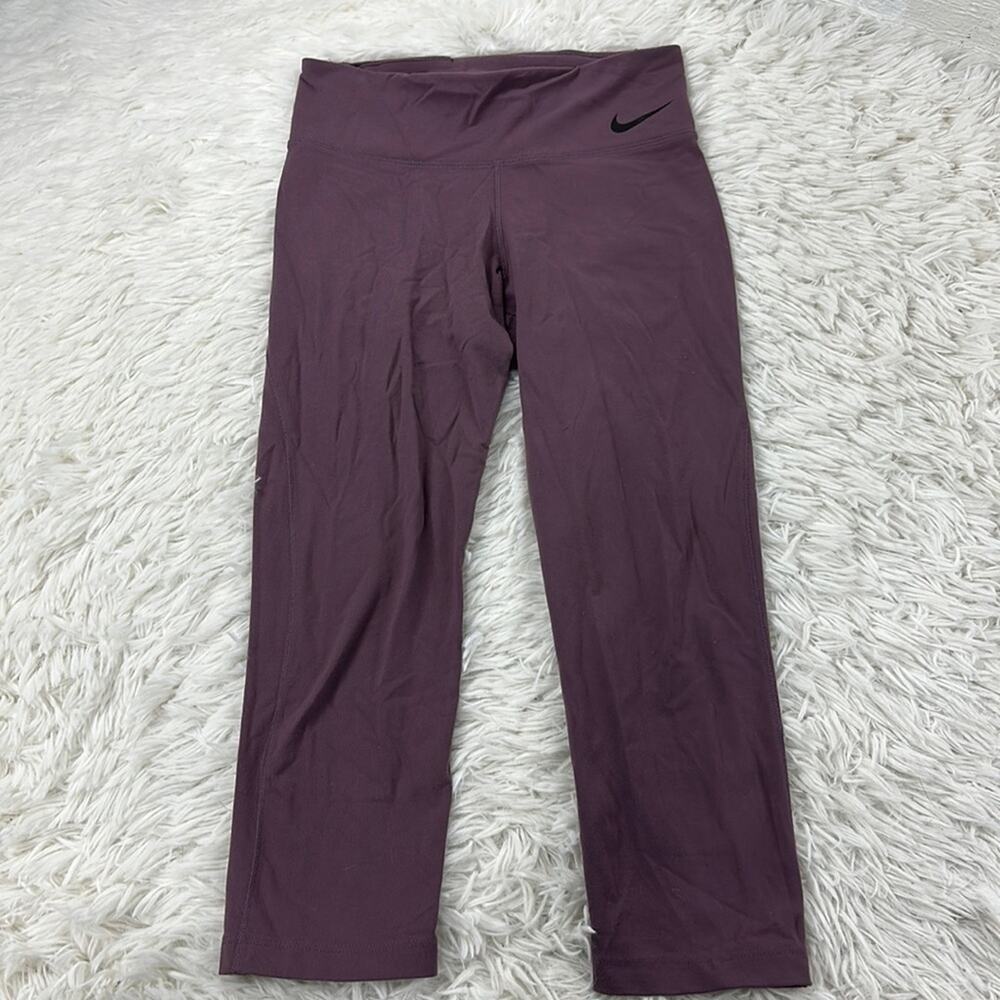 Nike Crop Yoga Leggings